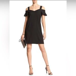 Banana Republic Off The Shoulder Flutter Shift Dress in Black Women’s size 0